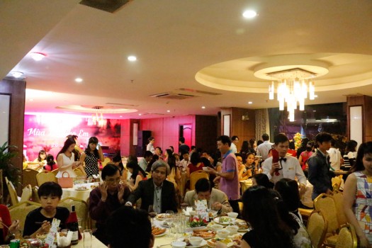 GALA DINNER TẠI KS MIDTOWN
